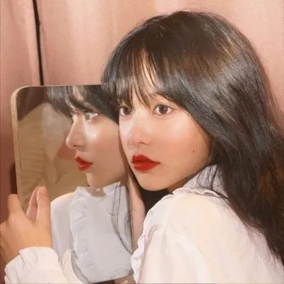 隔壁的女孩封面