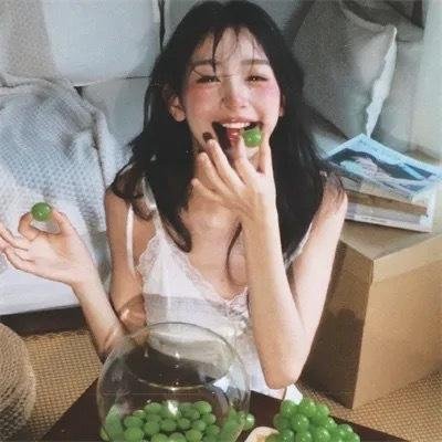 辣个女生封面