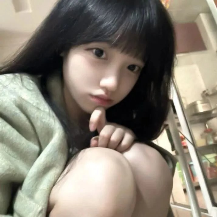 枕男子封面